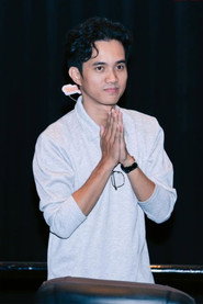 Hùng Trần